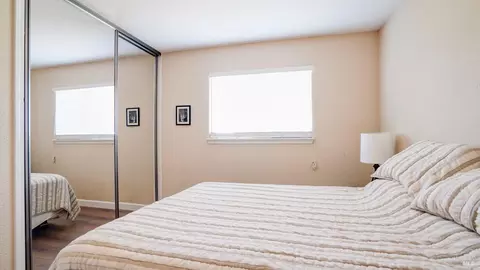 Bedroom - 137 University Ave, Vallejo, CA 94591 photo 4 of 5