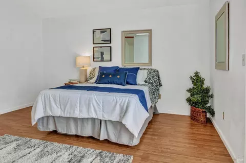 Bedroom - 101 Ancheta Pl, Vallejo, CA 94591 photo 2 of 3