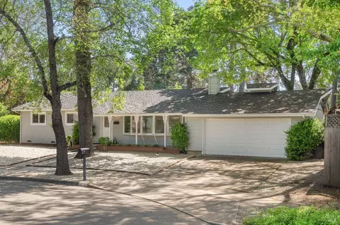2570 Teakwood Ct, Napa, CA 94558
