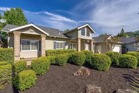 1903 Emerald Dr, Calistoga, CA 94515