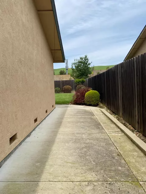2879 Marigold Dr, Fairfield, CA 94533 photo 13