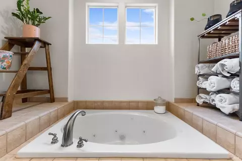 Bath - 507 Sauvignon Pl, Windsor, CA 95492 photo 4 of 8