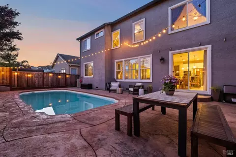 507 Sauvignon Pl, Windsor, CA 95492