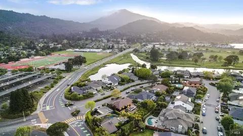 View/Area - 679 Riviera Cir, Larkspur, CA 94939 photo 1 of 1