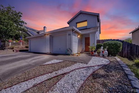 955 Griffin Dr, Vallejo, CA 94589
