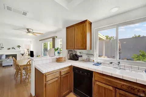 955 Griffin Dr, Vallejo, CA 94589 photo 33