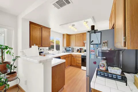 955 Griffin Dr, Vallejo, CA 94589 photo 27