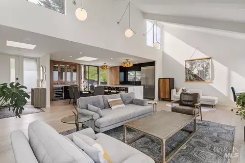304 Deertrail Ln, Mill Valley, CA 94941