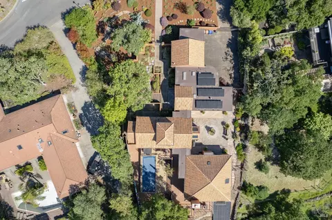 View/Area - 21 Burning Tree Ct, Napa, CA 94558 photo 8 of 8