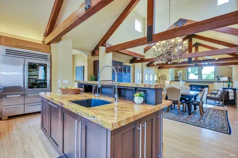 Kitchen - 21 Burning Tree Ct, Napa, CA 94558 photo 6 of 9