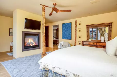 Bedroom - 21 Burning Tree Ct, Napa, CA 94558 photo 6 of 11