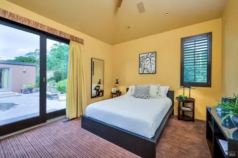 Bedroom - 21 Burning Tree Ct, Napa, CA 94558 photo 8 of 11