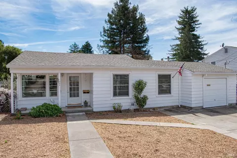 1042 Danbeck Ave, Santa Rosa, CA 95404