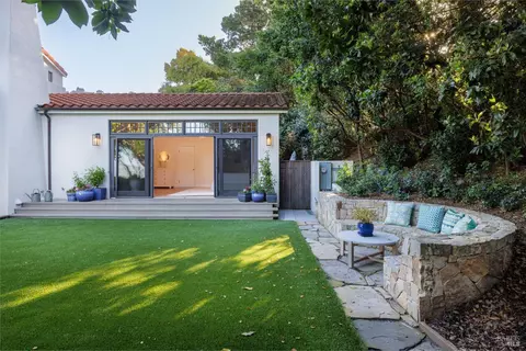 Exterior - 4 Rolling Hills Rd, Tiburon, CA 94920 photo 9 of 15
