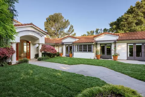 Exterior - 4 Rolling Hills Rd, Tiburon, CA 94920 photo 1 of 15