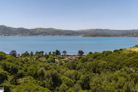 View/Area - 4 Rolling Hills Rd, Tiburon, CA 94920 photo 2 of 3