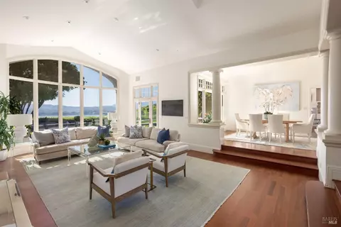 Living - 4 Rolling Hills Rd, Tiburon, CA 94920 photo 1 of 11