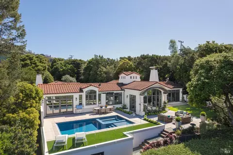 4 Rolling Hills Rd, Tiburon, CA 94920