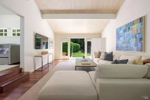 Living - 4 Rolling Hills Rd, Tiburon, CA 94920 photo 11 of 11