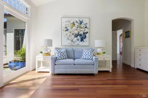 Living - 4 Rolling Hills Rd, Tiburon, CA 94920 photo 8 of 11