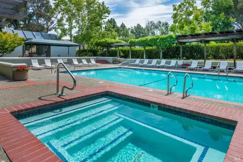 Exterior - 111 Eucalyptus Knoll St, Mill Valley, CA 94941 photo 9 of 12