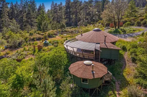 35555 Timberwood Way, Gualala, CA 95445