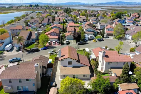 View/Area - 124 Dolphin Ct, Vallejo, CA 94589 photo 10 of 18
