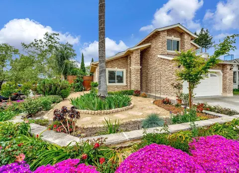 1901 Gambels Way, Santa Rosa, CA 95403