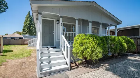 70 Sunset Cir, Vacaville, CA 95687