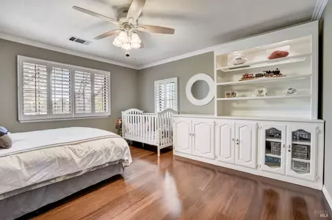 Bedroom - 4209 Rolling Hills Ln, Vacaville, CA 95688 photo 3 of 9