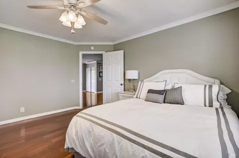 Bedroom - 4209 Rolling Hills Ln, Vacaville, CA 95688 photo 2 of 9