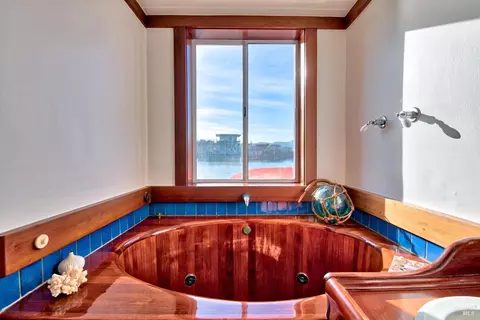 68 Liberty Dock, Sausalito, CA 94965 photo 25