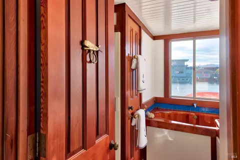 68 Liberty Dock, Sausalito, CA 94965 photo 14
