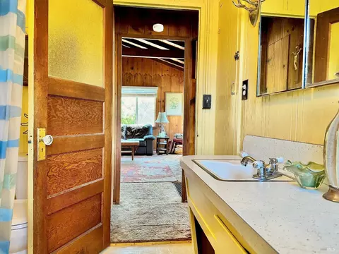 Bath - 19101 D St, Monte Rio, CA 95462 photo 2 of 2