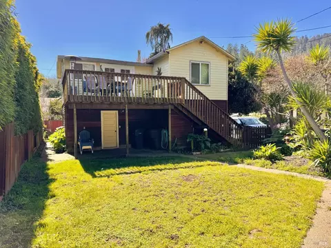 19101 D St, Monte Rio, CA 95462