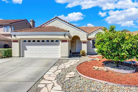 143 Cornerstone Ct, Vacaville, CA 95687