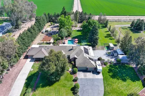 5202-5204 Winding Way, Vacaville, CA 95688
