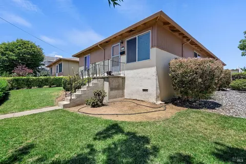 1215 E 4th St, Benicia, CA 94510 photo 2