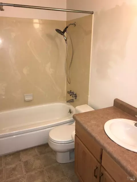 1215 E 4th St, Benicia, CA 94510 photo 10