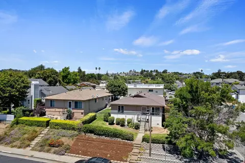 385 E L St, Benicia, CA 94510