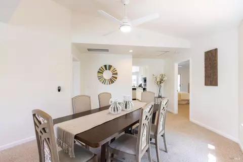 579 Pistachio Pl, Windsor, CA 95492 photo 5