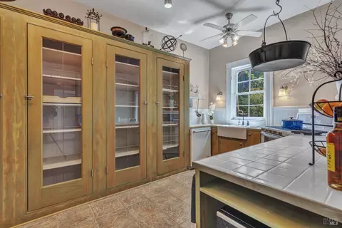 Kitchen - 615 Carolina St, Vallejo, CA 94590 photo 4 of 4