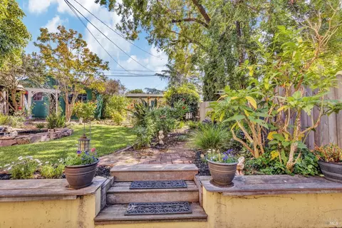 Exterior - 615 Carolina St, Vallejo, CA 94590 photo 6 of 21