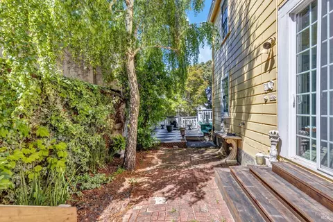 Exterior - 615 Carolina St, Vallejo, CA 94590 photo 18 of 21