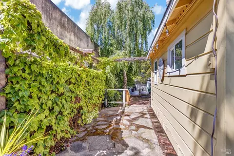 Exterior - 615 Carolina St, Vallejo, CA 94590 photo 17 of 21