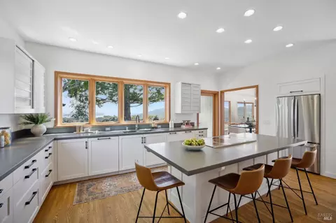 Kitchen - 1243 Waterview Dr, Mill Valley, CA 94941 photo 3 of 7