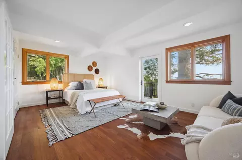 Bedroom - 1243 Waterview Dr, Mill Valley, CA 94941 photo 3 of 9