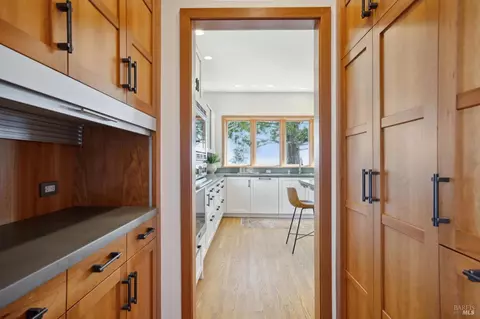 Kitchen - 1243 Waterview Dr, Mill Valley, CA 94941 photo 7 of 7
