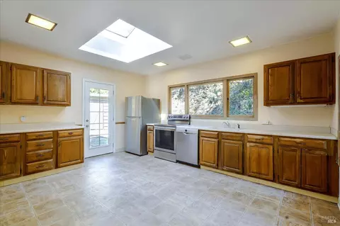 90 Upper Briar Rd, Kentfield, CA 94904 photo 5