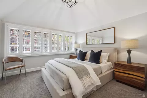 Bedroom - 903 Marin Dr, Mill Valley, CA 94941 photo 5 of 9